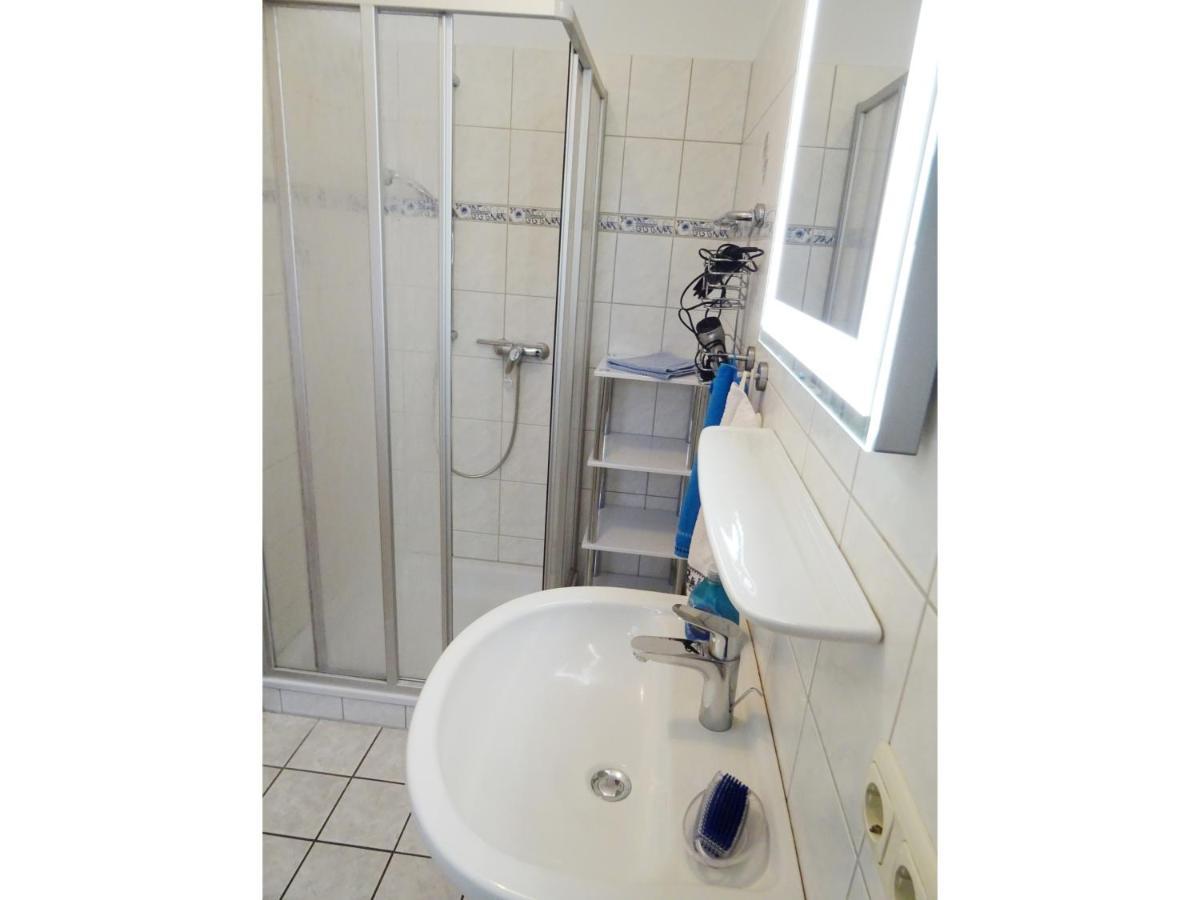 Ferienwohnung Sobek Zingst Esterno foto